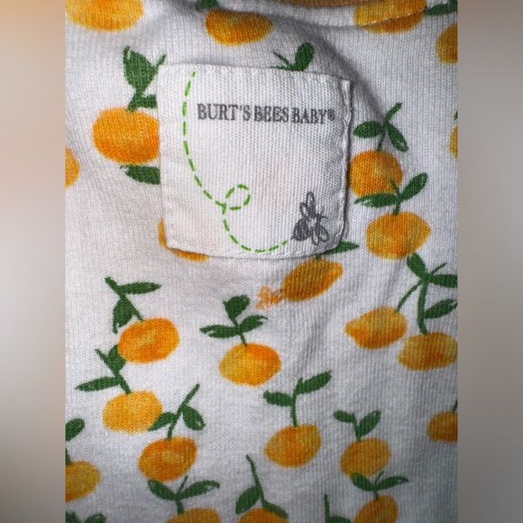Burt’s Bee Baby 12M Footie Pajamas - Picture 5 of 5